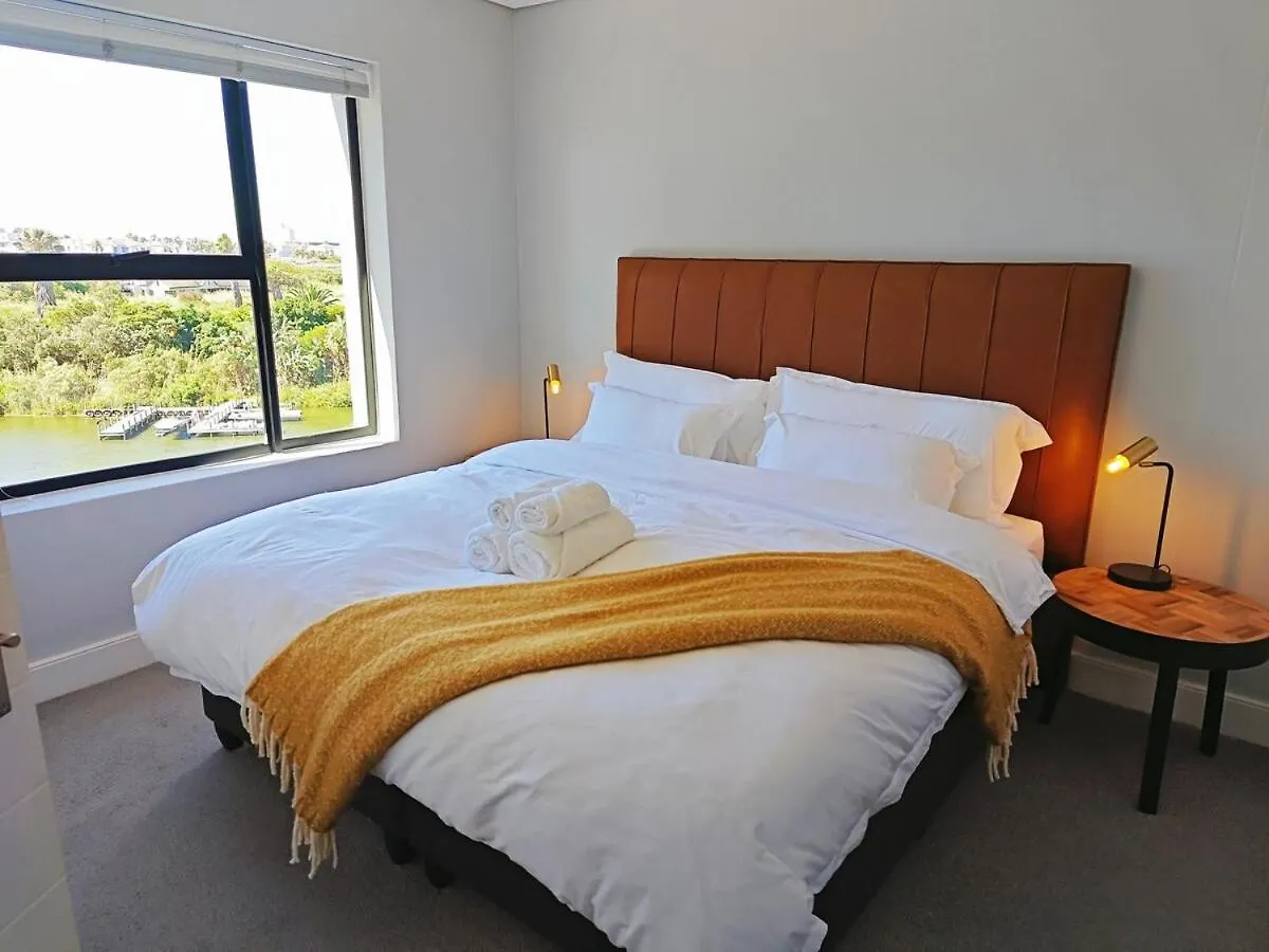 Waters Edge Luxury Apartment Century City Cape Town