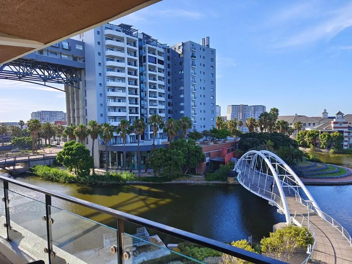 Waters Edge Luxury Apartment Century City Cape Town