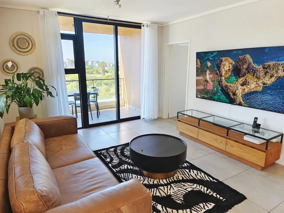 Waters Edge Luxury Apartment Century City Cape Town