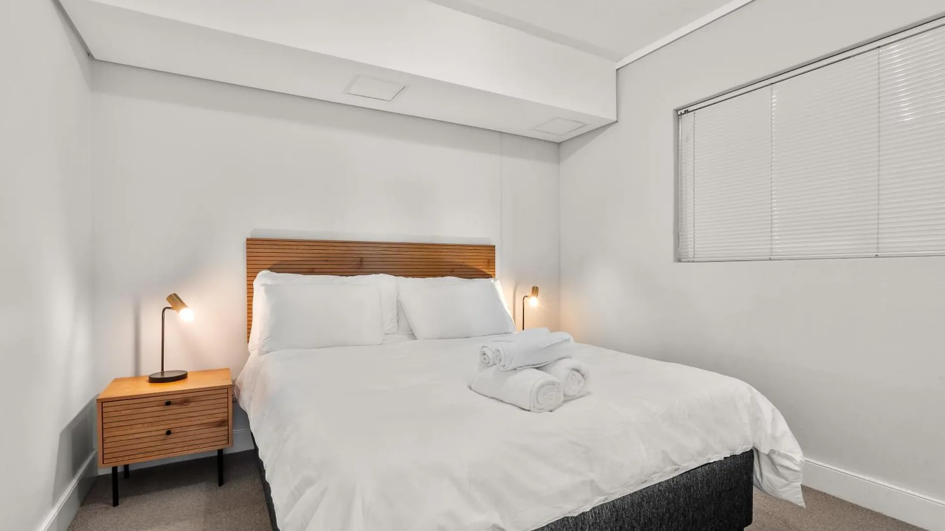 Waters Edge Luxury Apartment Century City Cape Town