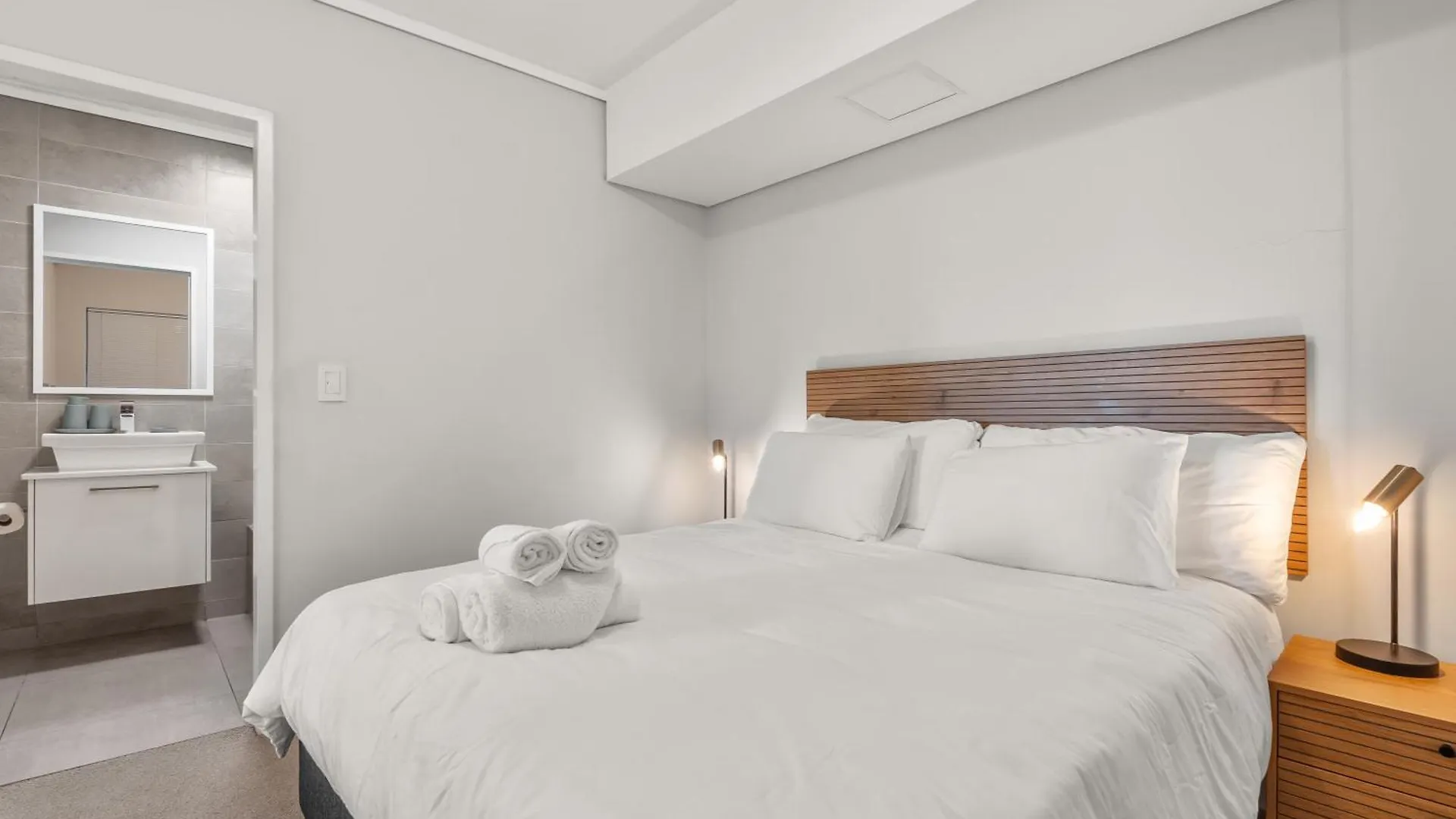 Waters Edge Luxury Apartment Century City Cape Town 0*,